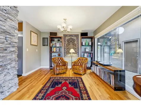 3435 SE Raymond Street Portland OR 97202
