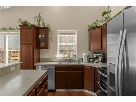 19026 Barrington Avenue Sandy OR 97055