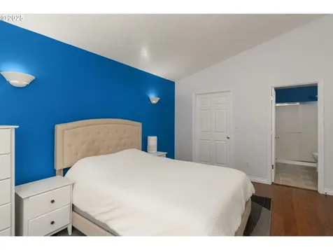 19026 Barrington Avenue Sandy OR 97055