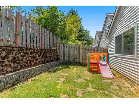 19026 Barrington Avenue Sandy OR 97055