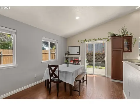 19026 Barrington Avenue Sandy OR 97055