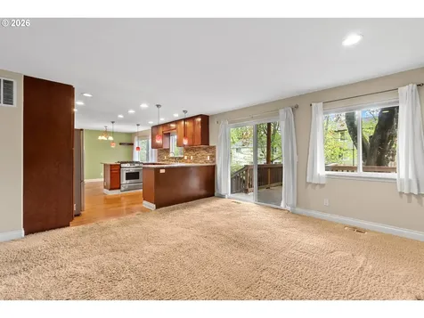 11040 SW 63rd Avenue Portland OR 97219