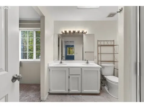 11040 SW 63rd Avenue Portland OR 97219