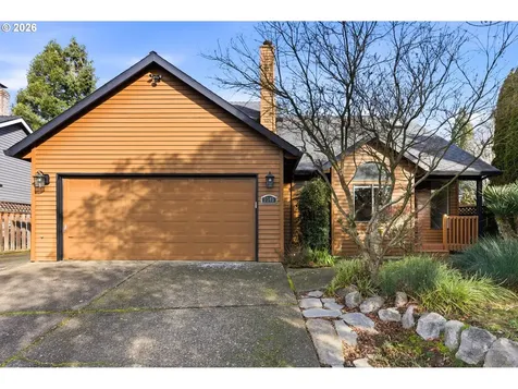5585 NW Peregrine Place Portland OR 97229