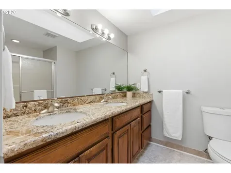 5585 NW Peregrine Place Portland OR 97229