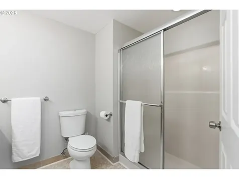 5585 NW Peregrine Place Portland OR 97229