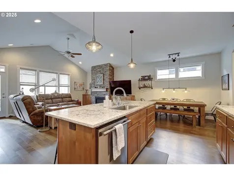 1617 NE 173rd Way Ridgefield WA 98642