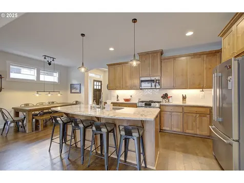 1617 NE 173rd Way Ridgefield WA 98642