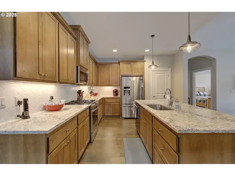 1617 NE 173rd Way Ridgefield WA 98642