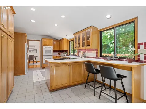 1320 SW Kari Lane Portland OR 97219