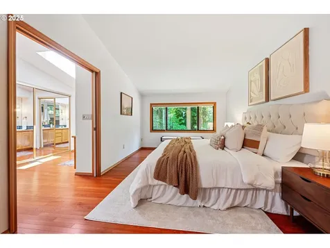 1320 SW Kari Lane Portland OR 97219