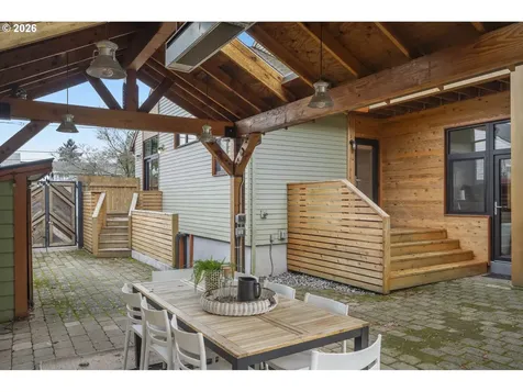 7135 N Delaware Avenue Portland OR 97217