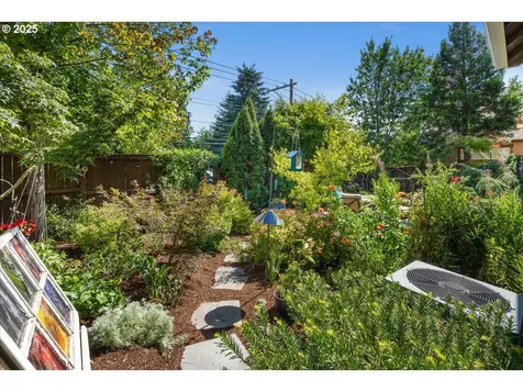9880 NW Wayne Lane Portland OR 97229