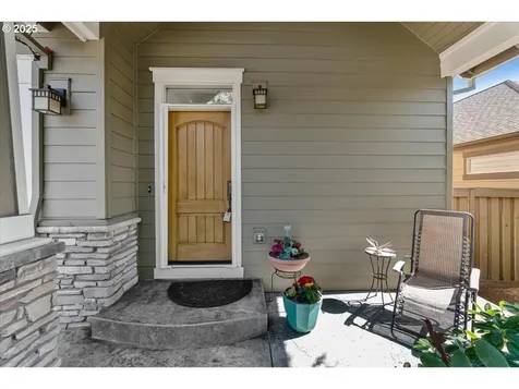9880 NW Wayne Lane Portland OR 97229