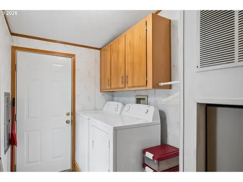 2150 Laura Street Springfield OR 97477