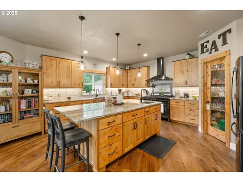 121 Wild Goose Lane Roseburg OR 97470