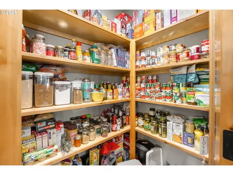 121 Wild Goose Lane Roseburg OR 97470
