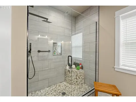 121 Wild Goose Lane Roseburg OR 97470