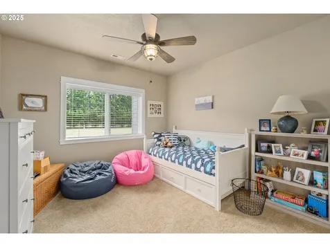 121 Wild Goose Lane Roseburg OR 97470