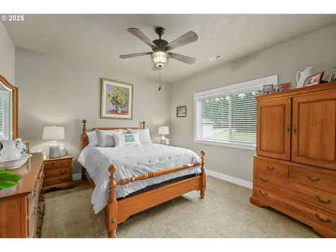121 Wild Goose Lane Roseburg OR 97470