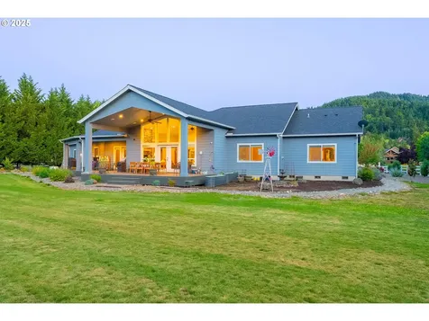 121 Wild Goose Lane Roseburg OR 97470