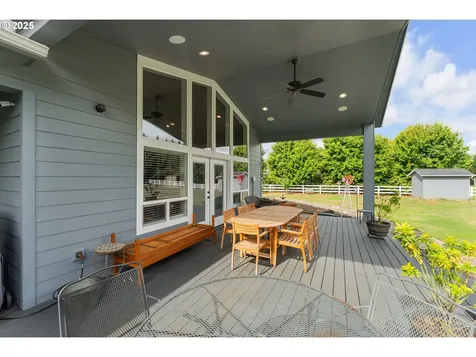 121 Wild Goose Lane Roseburg OR 97470