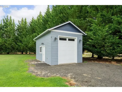 121 Wild Goose Lane Roseburg OR 97470