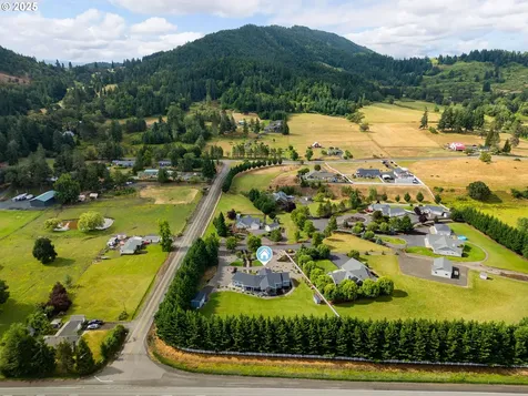 121 Wild Goose Lane Roseburg OR 97470