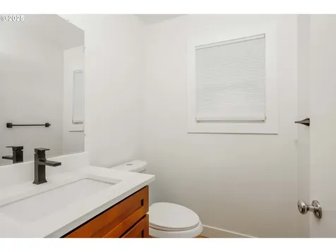 1544 NE 114th Avenue Portland OR 97220