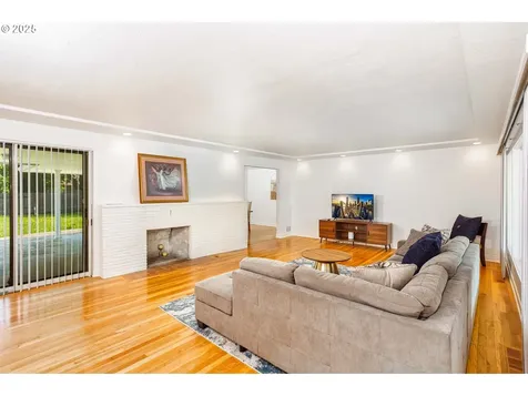 1544 NE 114th Avenue Portland OR 97220