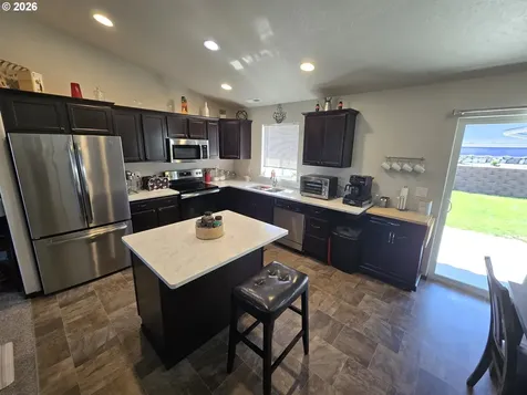 398 Sparrow Avenue Umatilla OR 97882