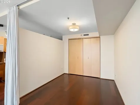 1221 SW 10th Avenue Portland OR 97205