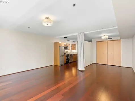 1221 SW 10th Avenue Portland OR 97205