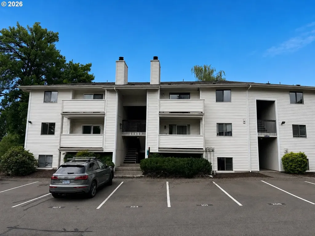 11040 SW Greenburg Road Portland OR 97210