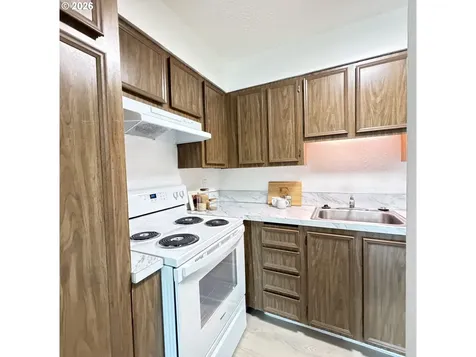 11040 SW Greenburg Road Portland OR 97210