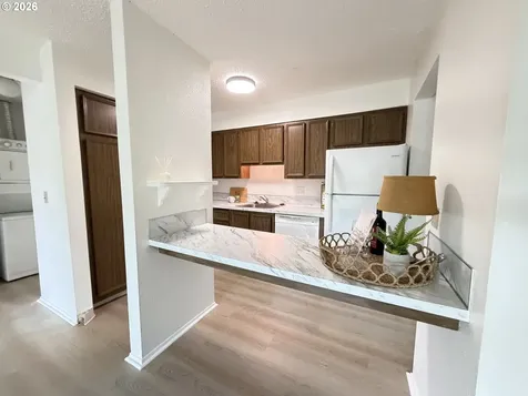 11040 SW Greenburg Road Portland OR 97210