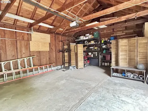 1712 SE 44th Avenue Portland OR 97215