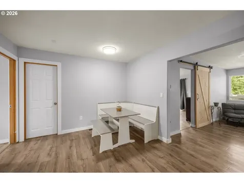 25515 SW Rainbow Lane Hillsboro OR 97123