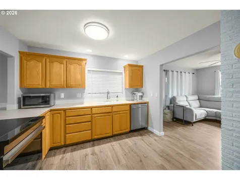 25515 SW Rainbow Lane Hillsboro OR 97123