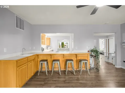 25515 SW Rainbow Lane Hillsboro OR 97123