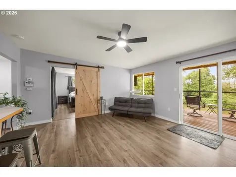 25515 SW Rainbow Lane Hillsboro OR 97123