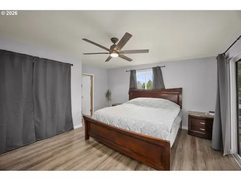 25515 SW Rainbow Lane Hillsboro OR 97123