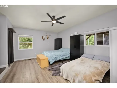 25515 SW Rainbow Lane Hillsboro OR 97123