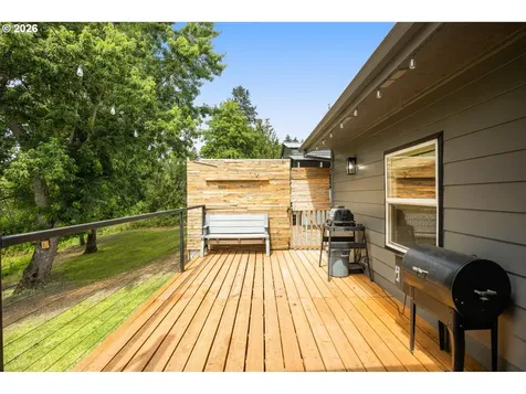 25515 SW Rainbow Lane Hillsboro OR 97123
