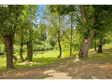 25515 SW Rainbow Lane Hillsboro OR 97123