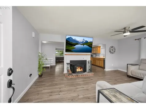 25515 SW Rainbow Lane Hillsboro OR 97123