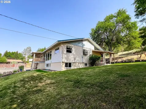 600 SE 2nd Avenue John Day OR 97845