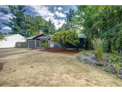 9706 SE Grant Court Portland OR 97216