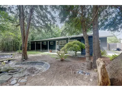 9706 SE Grant Court Portland OR 97216