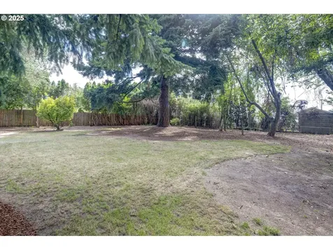 9706 SE Grant Court Portland OR 97216